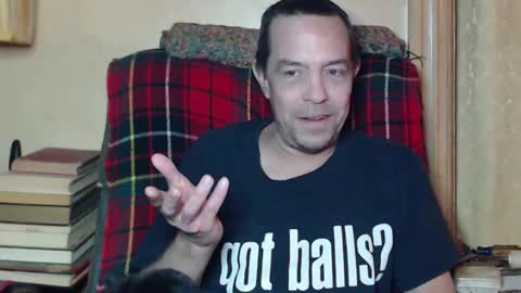 Snapshot of levon48 chatting on 01.10.25 levon48 online show from 01.10.25