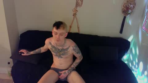 Snapshot of lewd_palindrome chatting on 01.16.25 lewd palindrome online show from 01.16.25
