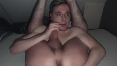 Snapshot of lewenzi chatting on 11.27.25 lewenzi online show from 11.27.25