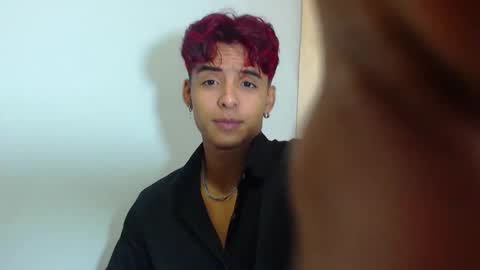 Snapshot of lewis_ly chatting on 02.18.26 i am lewis ly EDUARDO MEMDOZA15 online show from 02.18.26