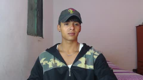 Snapshot of lewis_ly chatting on 06.08.26 i am lewis ly EDUARDO MEMDOZA15 online show from 06.08.26