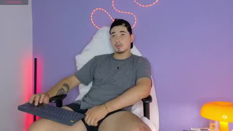 Snapshot of lex__miller chatting on 06.23.26 lex__miller online show from 06.23.26