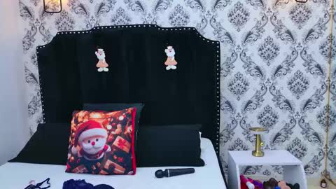 LexaDeRuso online show from 11.26.25