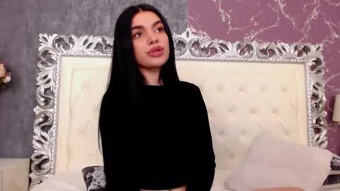 Snapshot of lexi__vicious chatting on 12.30.24 lexi__vicious online show from 12.30.24