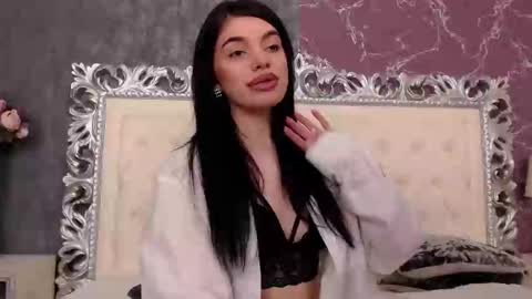 Snapshot of lexi__vicious chatting on 02.18.25 lexi__vicious online show from 02.18.25