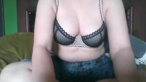 Snapshot of lexi_mariz chatting on 05.26.26 lexi_mariz online show from 05.26.26