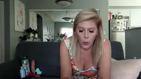 Snapshot of lexi_shocker chatting on 09.17.25 Lexi online show from 09.17.25