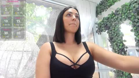 Snapshot of lexi_storm chatting on 09.26.25 lexi_storm online show from 09.26.25