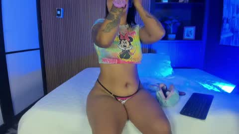 Lexi Adams  online show from 04.29.26