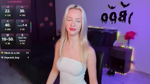 lexieblonde online show from 10.24.25