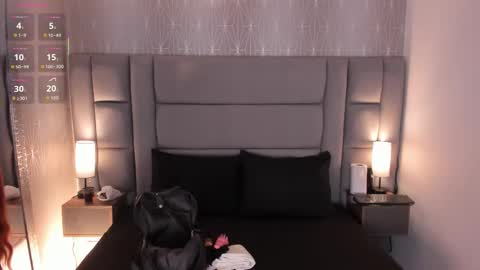 lexiee__ online show from 11.20.25