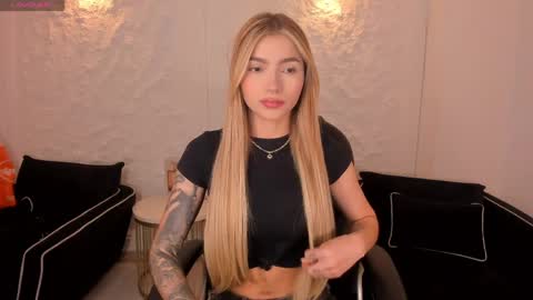 Lexie  online show from 04.05.26