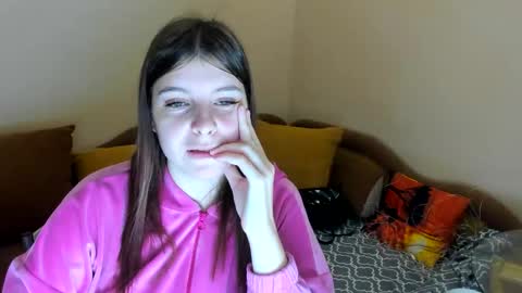 Elisabeth online show from 12.23.25