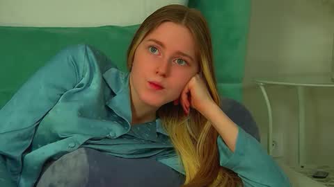 Lexi online show from 11.26.25