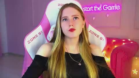 Lexi online show from 12.23.25