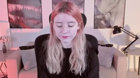 Lexi Wenford NO NUDE GODDESS online show from 12.11.24