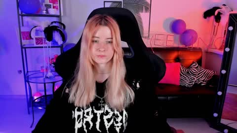 Lexi Wenford NO NUDE GODDESS online show from 12.19.24