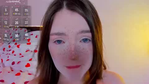 Snapshot of lexxxxxxi chatting on 06.19.26 lexi miu online show from 06.19.26
