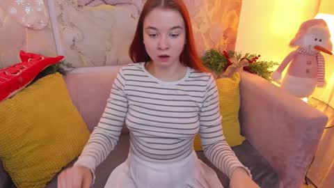 Snapshot of lexxxyone chatting on 12.13.24 lexxxyone online show from 12.13.24