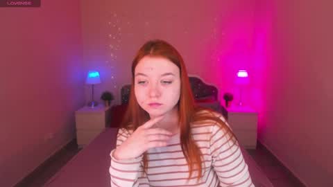 Snapshot of lexxxyone chatting on 02.10.25 lexxxyone online show from 02.10.25