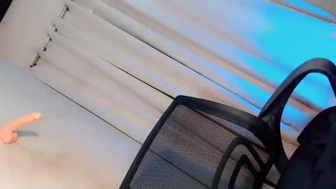 Snapshot of lexy_lore18 chatting on 09.20.25 lexy_lore18 online show from 09.20.25