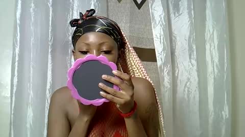 Snapshot of lexy_naughty chatting on 12.20.25 lexy online show from 12.20.25