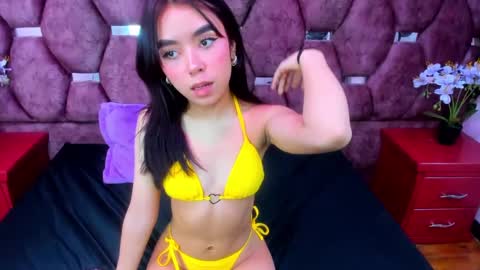Snapshot of lexy_petite_ chatting on 03.06.25 lexy_petite_ online show from 03.06.25