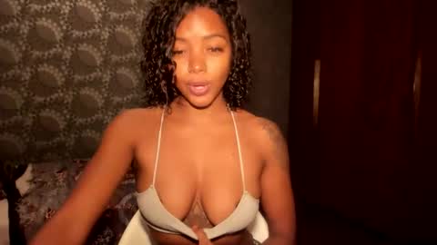LEXY - Independent account online show from 10.08.25