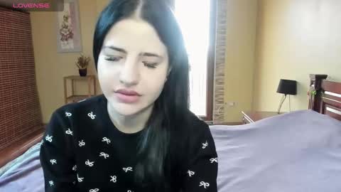 Snapshot of lexyswett chatting on 10.16.25 lexyswett online show from 10.16.25