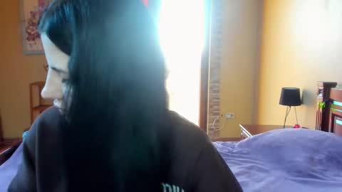 Snapshot of lexyswett chatting on 10.21.25 lexyswett online show from 10.21.25