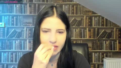 Snapshot of lexyswett chatting on 11.10.25 lexyswett online show from 11.10.25