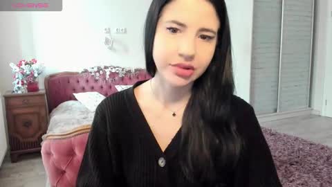 Snapshot of lexyswett chatting on 12.17.25 lexyswett online show from 12.17.25