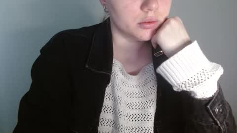 Snapshot of leyla_le chatting on 04.01.26 Leyla online show from 04.01.26