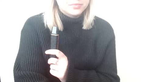 Snapshot of leyla_le chatting on 04.07.26 Leyla online show from 04.07.26