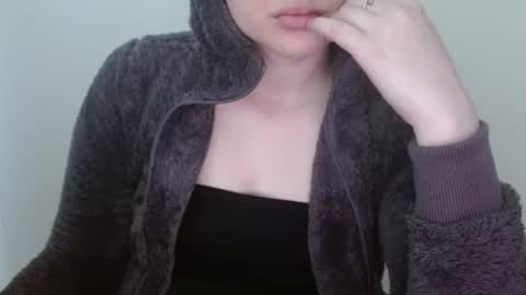 Snapshot of leyla_le chatting on 04.08.26 Leyla online show from 04.08.26