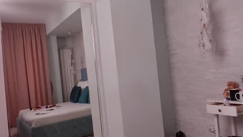 LeylaGracey online show from 10.20.25