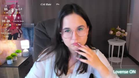 Snapshot of leylamirage chatting on 05.30.26 leylamirage online show from 05.30.26