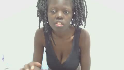 Snapshot of leylani69 chatting on 06.22.26 laylani69 online show from 06.22.26