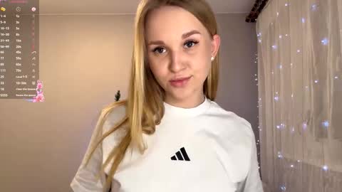 Mia online show from 12.17.25