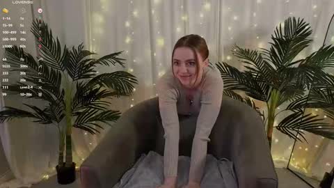 Snapshot of li_j chatting on 02.14.26 Linda my FANSLY red fury online show from 02.14.26