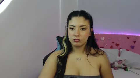 Lia  online show from 02.19.25