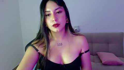 Snapshot of lia_14_ chatting on 04.24.26 Lia online show from 04.24.26