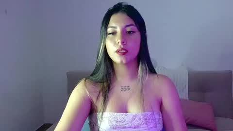 Snapshot of lia_14_ chatting on 05.24.26 Lia online show from 05.24.26