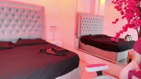 Lia  online show from 01.08.26