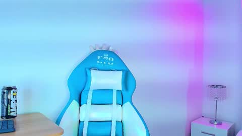 Lia  online show from 03.04.26