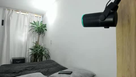 Lia y Felipe --  online show from 11.30.25