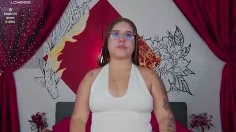 Snapshot of lia_avalon chatting on 07.01.26 Lia Avalon online show from 07.01.26
