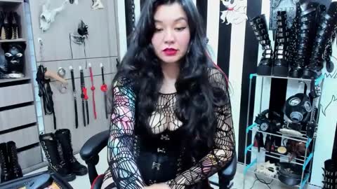 . online show from 02.15.25