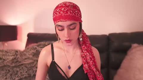 liaa online show from 12.04.25