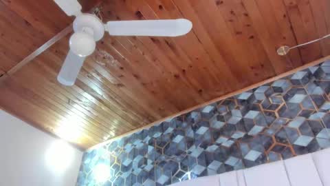 lia_mariana online show from 03.25.26